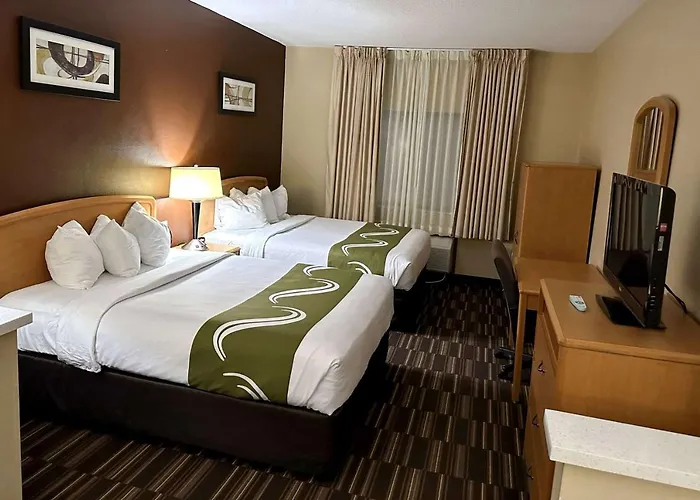 Quality Near West Acres Hotel Fargo