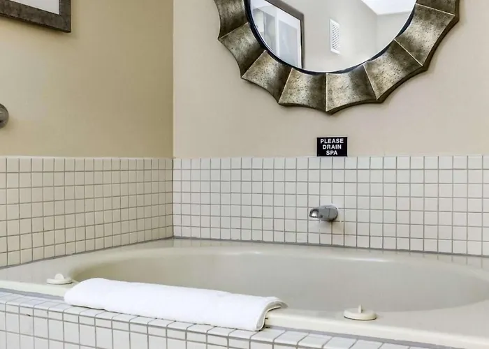 Quality Near West Acres Hotel Fargo