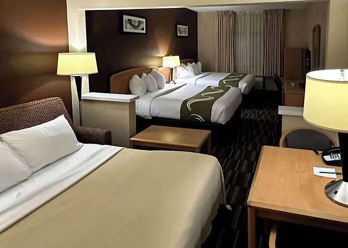 Quality Near West Acres Hotel Fargo