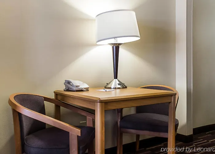 Hotel Quality Near West Acres Fargo