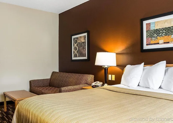 Quality Near West Acres 3*