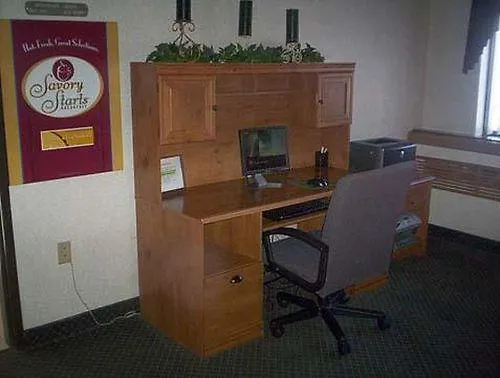 Hotel Quality Near West Acres Fargo