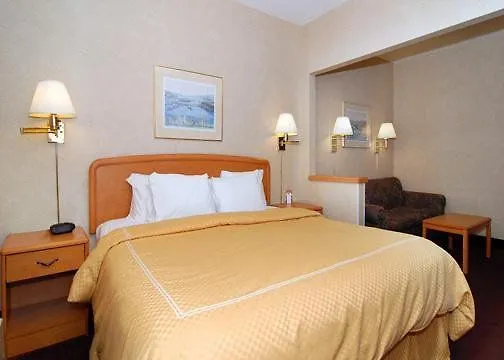 Hotel Quality Near West Acres 3*